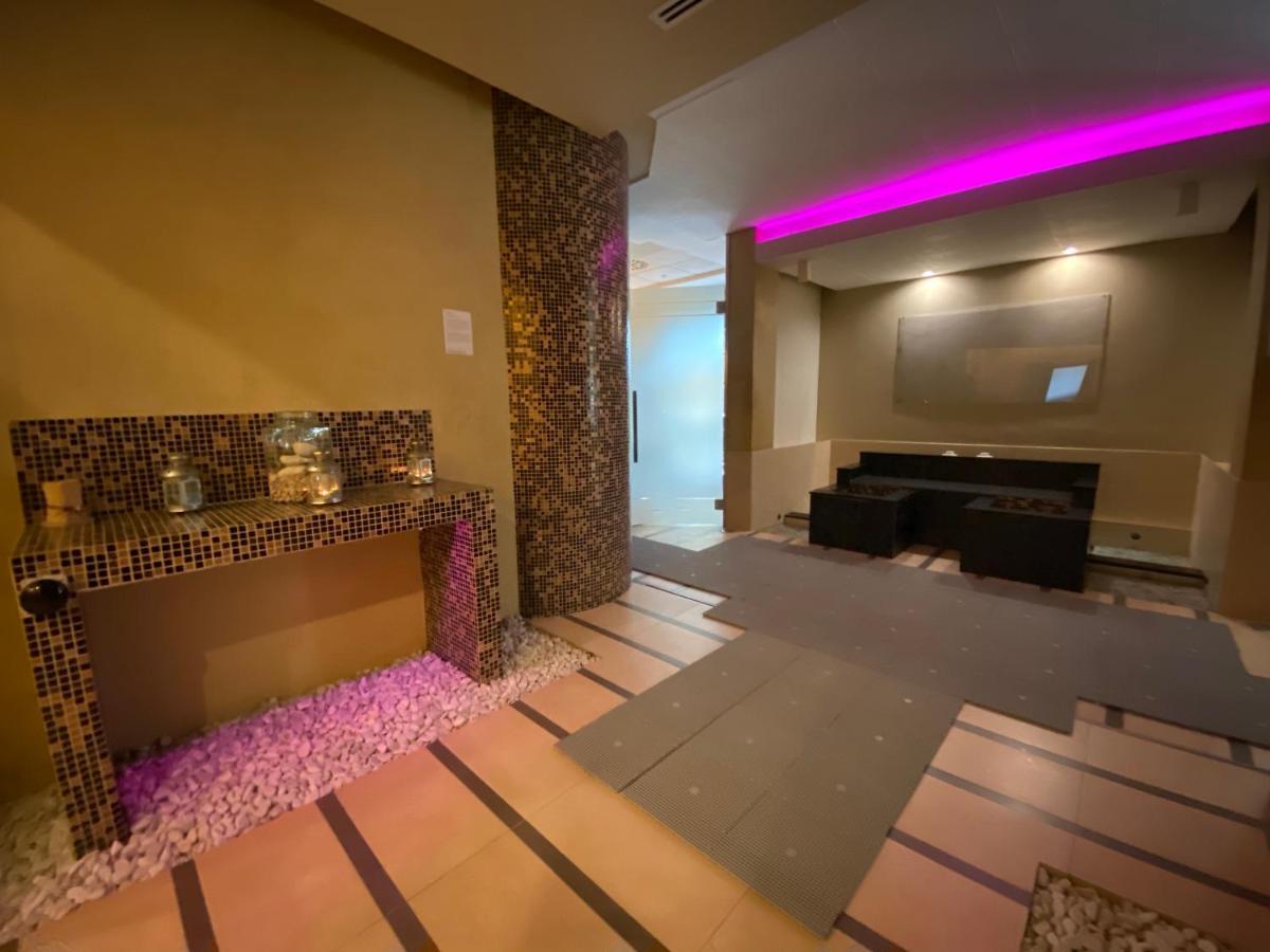 אבנו טרמה Hotel Terme Dolomiti מראה חיצוני תמונה